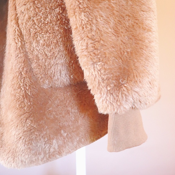 Camel Faux Fur Jacket - Picture 8 of 10